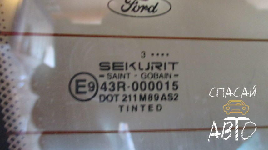 Ford Focus I Стекло заднее - OEM 1S432591090399